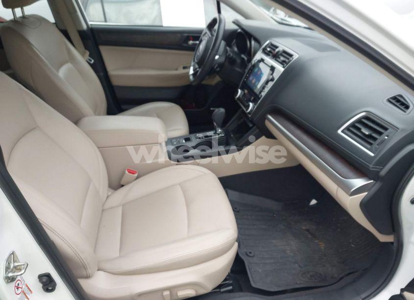 Photo 5 of 2019 Subaru Outback 2.5I LIMITED (VIN 4S4BSANC1K3292282)