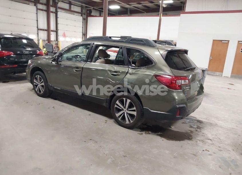 Photo 3 of 2019 Subaru Outback 2.5I LIMITED (VIN 4S4BSANC1K3374321)