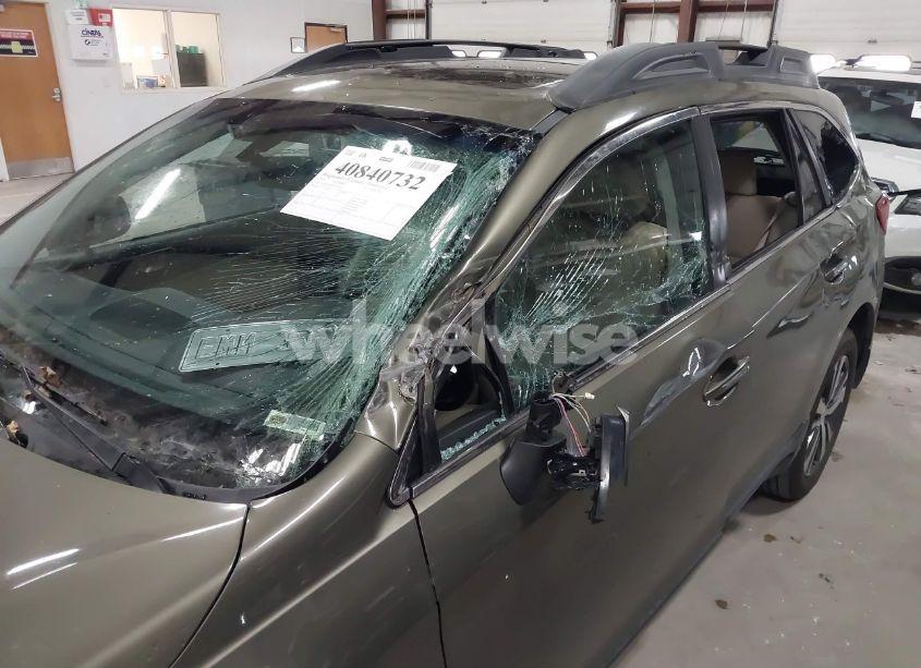 Photo 6 of 2019 Subaru Outback 2.5I LIMITED (VIN 4S4BSANC1K3374321)