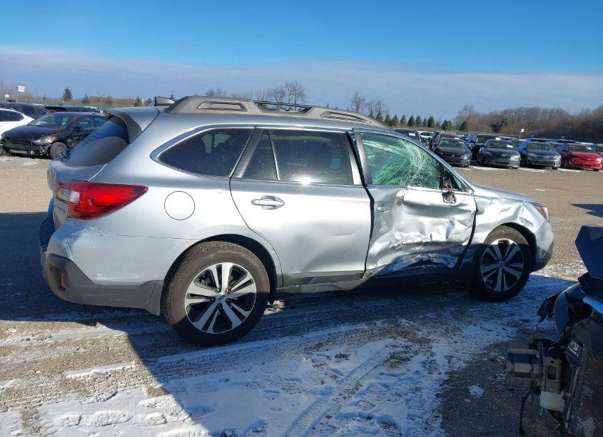 Photo 13 of 2019 Subaru Outback 2.5I LIMITED (VIN 4S4BSANC1K3393158)