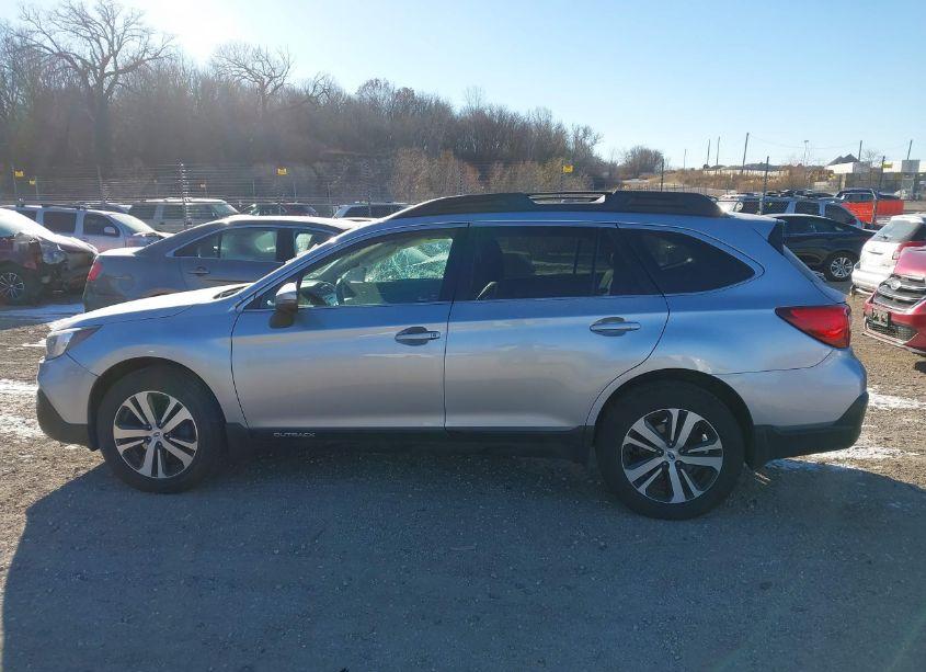 Photo 14 of 2019 Subaru Outback 2.5I LIMITED (VIN 4S4BSANC1K3393158)