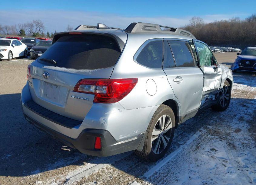 Photo 4 of 2019 Subaru Outback 2.5I LIMITED (VIN 4S4BSANC1K3393158)