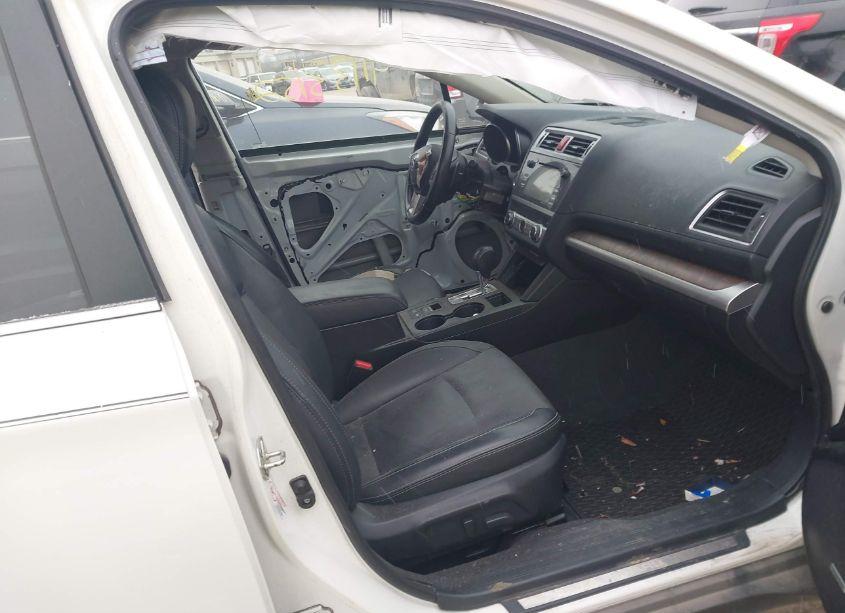 Photo 5 of 2015 Subaru Outback 2.5I LIMITED (VIN 4S4BSANC2F3363687)