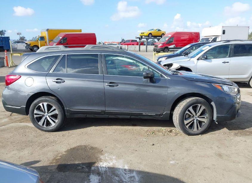 Photo 13 of 2018 Subaru Outback 2.5I LIMITED (VIN 4S4BSANC2J3201213)