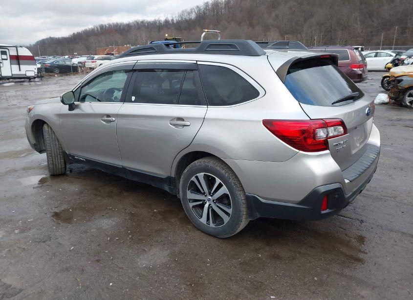 Photo 3 of 2018 Subaru Outback 2.5I LIMITED (VIN 4S4BSANC3J3321019)