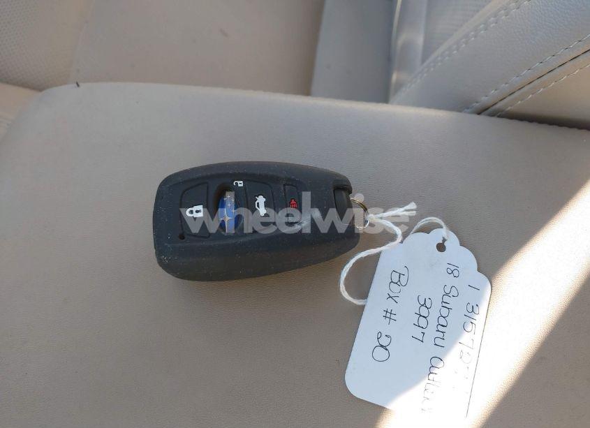 Photo 11 of 2018 Subaru Outback 2.5I LIMITED (VIN 4S4BSANC3J3323997)