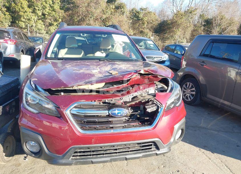 Photo 18 of 2018 Subaru Outback 2.5I LIMITED (VIN 4S4BSANC3J3323997)