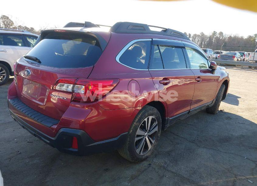 Photo 4 of 2018 Subaru Outback 2.5I LIMITED (VIN 4S4BSANC3J3323997)