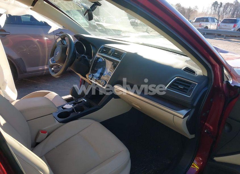 Photo 5 of 2018 Subaru Outback 2.5I LIMITED (VIN 4S4BSANC3J3323997)