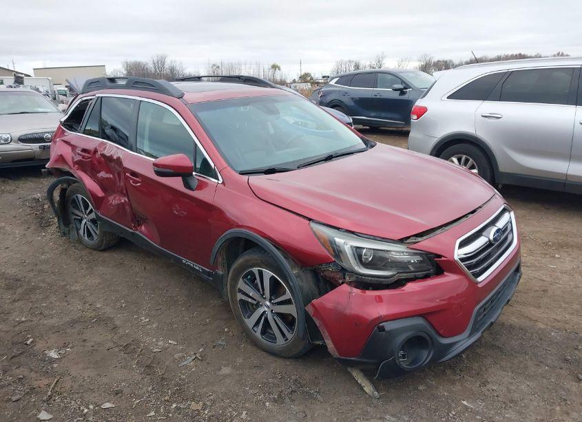 2018 Subaru Outback 2.5I LIMITED (VIN 4S4BSANC3J3372875) main photo