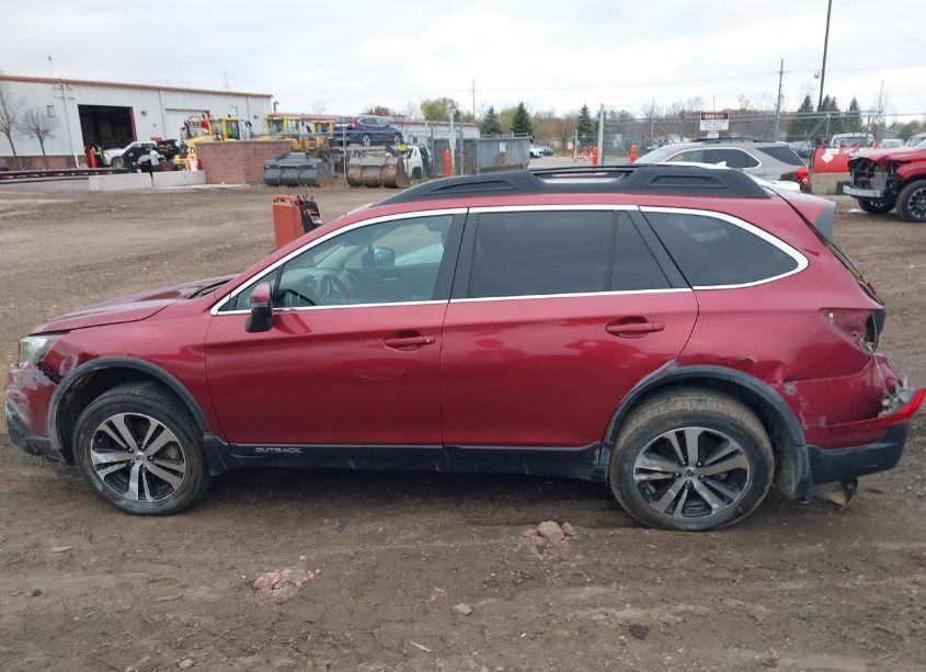 Photo 14 of 2018 Subaru Outback 2.5I LIMITED (VIN 4S4BSANC3J3372875)