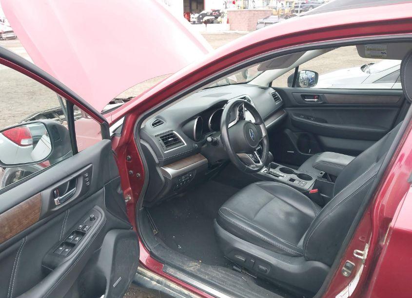 Photo 5 of 2018 Subaru Outback 2.5I LIMITED (VIN 4S4BSANC3J3372875)