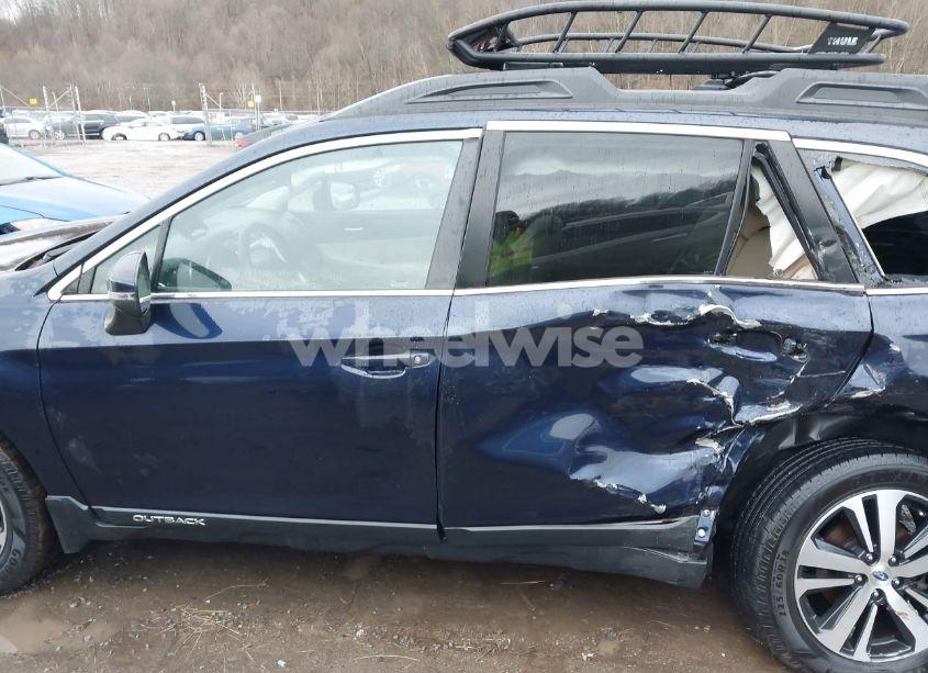 Photo 14 of 2018 Subaru Outback 2.5I LIMITED (VIN 4S4BSANC3J3390339)