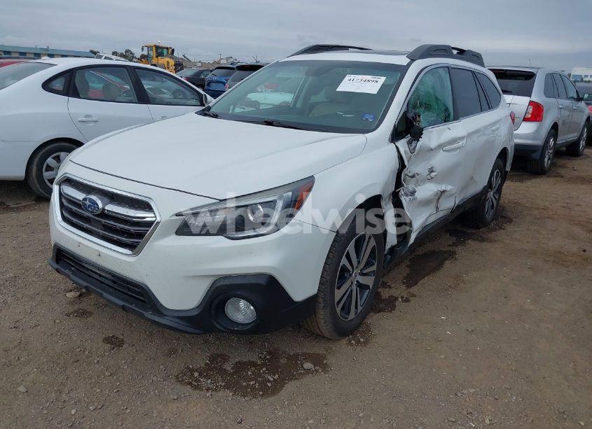 Photo 2 of 2019 Subaru Outback 2.5I LIMITED (VIN 4S4BSANC3K3252494)