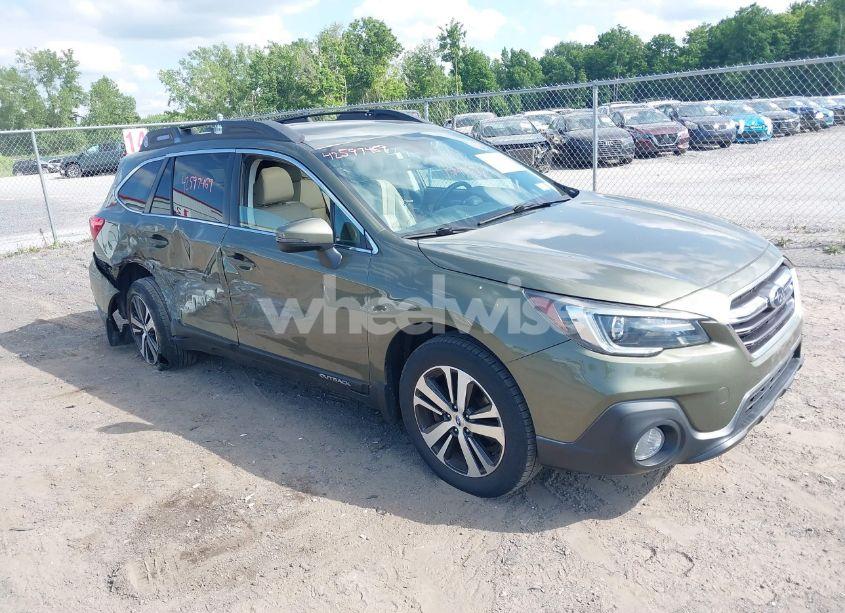 2019 Subaru Outback 2.5I LIMITED (VIN 4S4BSANC3K3393002) main photo