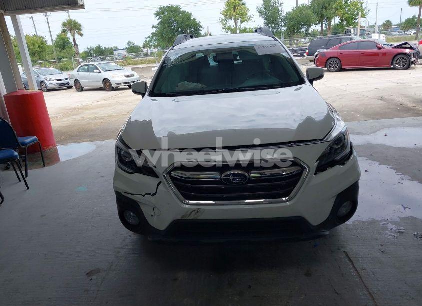 Photo 12 of 2018 Subaru Outback 2.5I LIMITED (VIN 4S4BSANC4J3279900)