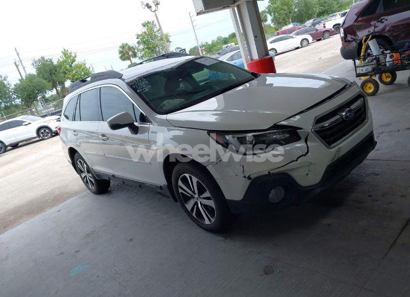 Photo 13 of 2018 Subaru Outback 2.5I LIMITED (VIN 4S4BSANC4J3279900)