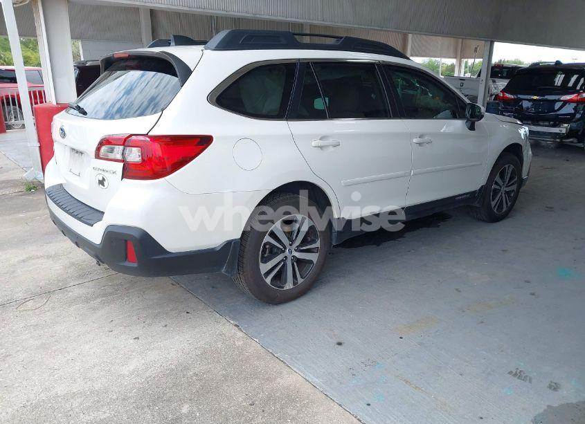 Photo 4 of 2018 Subaru Outback 2.5I LIMITED (VIN 4S4BSANC4J3279900)