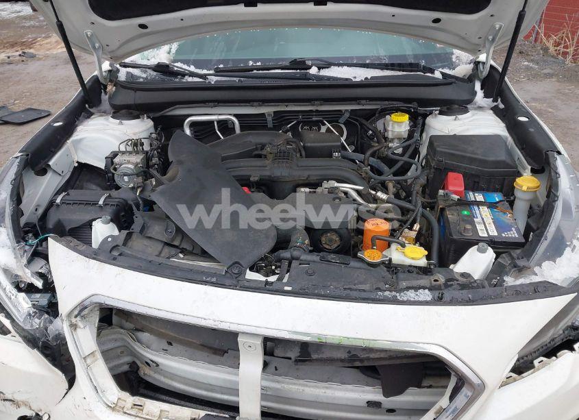 Photo 10 of 2018 Subaru Outback 2.5I LIMITED (VIN 4S4BSANC4J3356569)