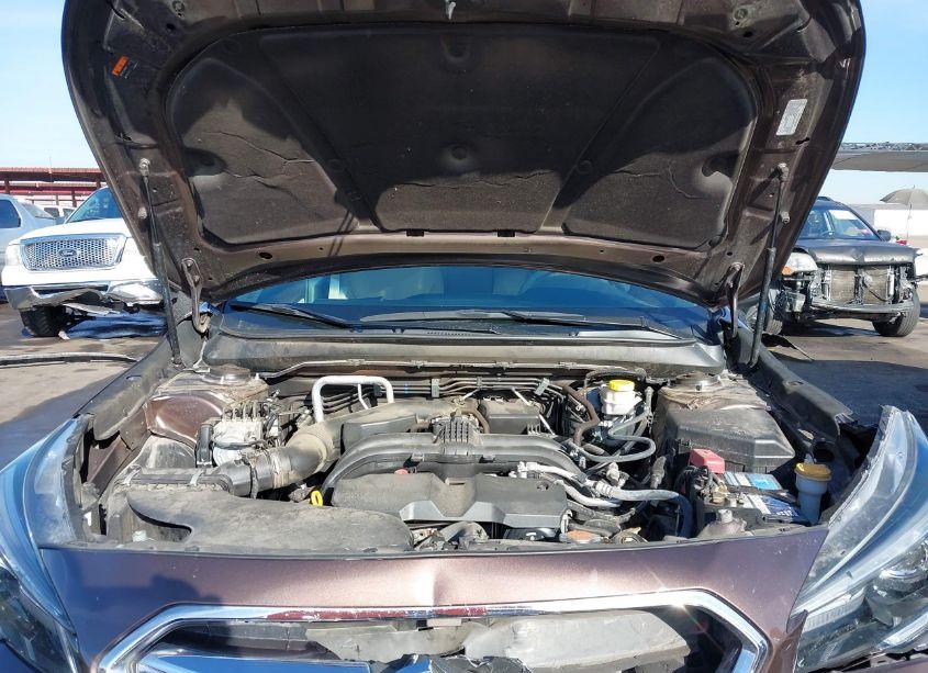 Photo 10 of 2019 Subaru Outback 2.5I LIMITED (VIN 4S4BSANC4K3389184)