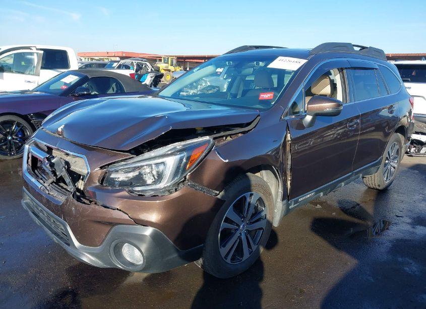 Photo 2 of 2019 Subaru Outback 2.5I LIMITED (VIN 4S4BSANC4K3389184)