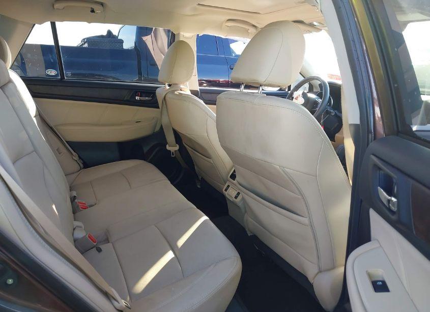 Photo 8 of 2019 Subaru Outback 2.5I LIMITED (VIN 4S4BSANC4K3389184)