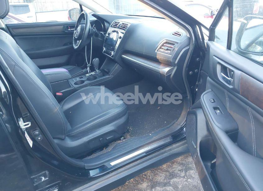 Photo 5 of 2019 Subaru Outback 2.5I LIMITED (VIN 4S4BSANC4K3389640)