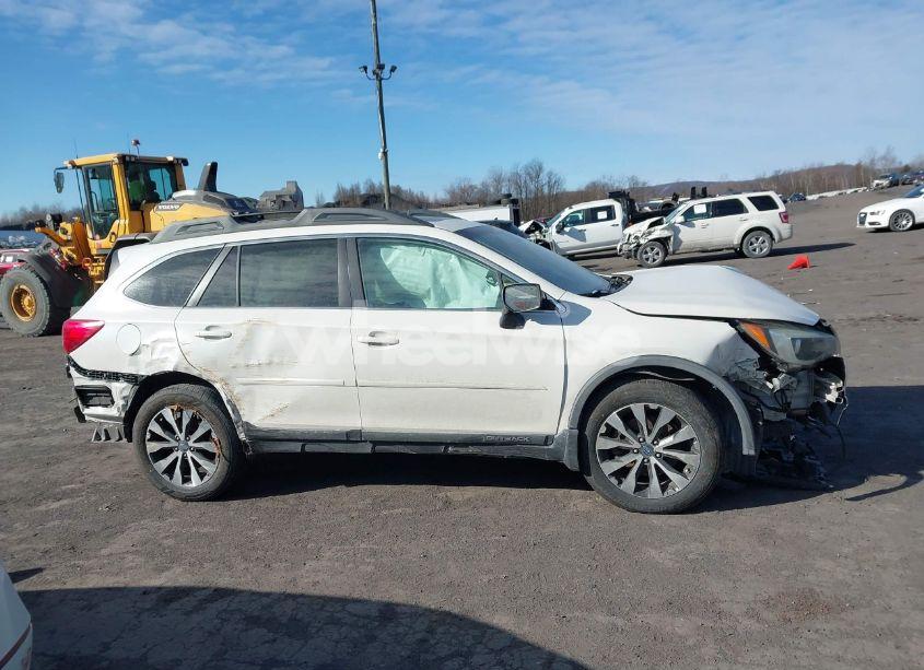Photo 13 of 2016 Subaru Outback 2.5I LIMITED (VIN 4S4BSANC5G3206558)