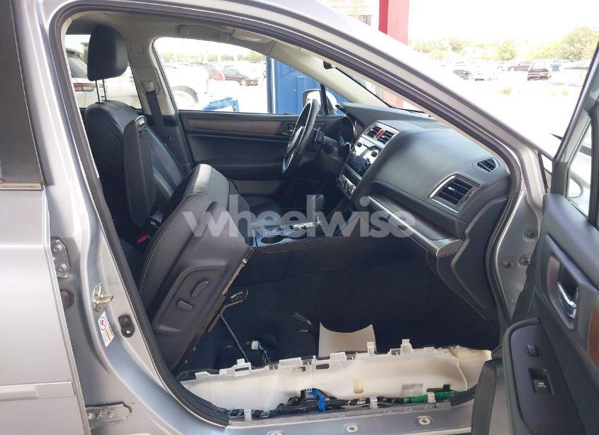 Photo 5 of 2016 Subaru Outback 2.5I LIMITED (VIN 4S4BSANC5G3278344)