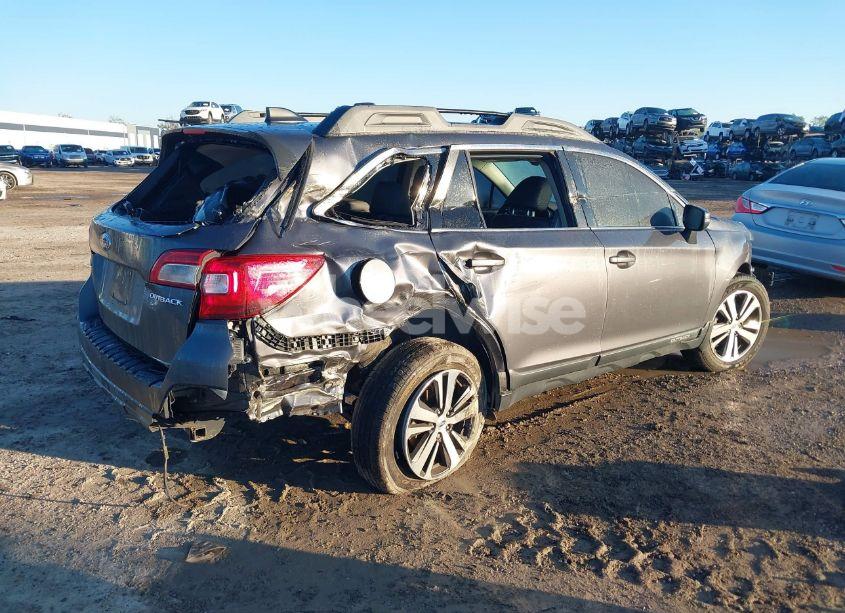 Photo 4 of 2018 Subaru Outback 2.5I LIMITED (VIN 4S4BSANC5J3237364)