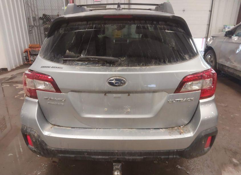 Photo 16 of 2018 Subaru Outback 2.5I LIMITED (VIN 4S4BSANC5J3266623)