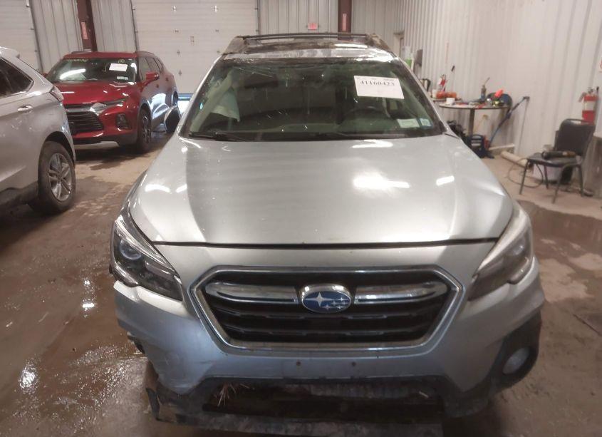 Photo 6 of 2018 Subaru Outback 2.5I LIMITED (VIN 4S4BSANC5J3266623)