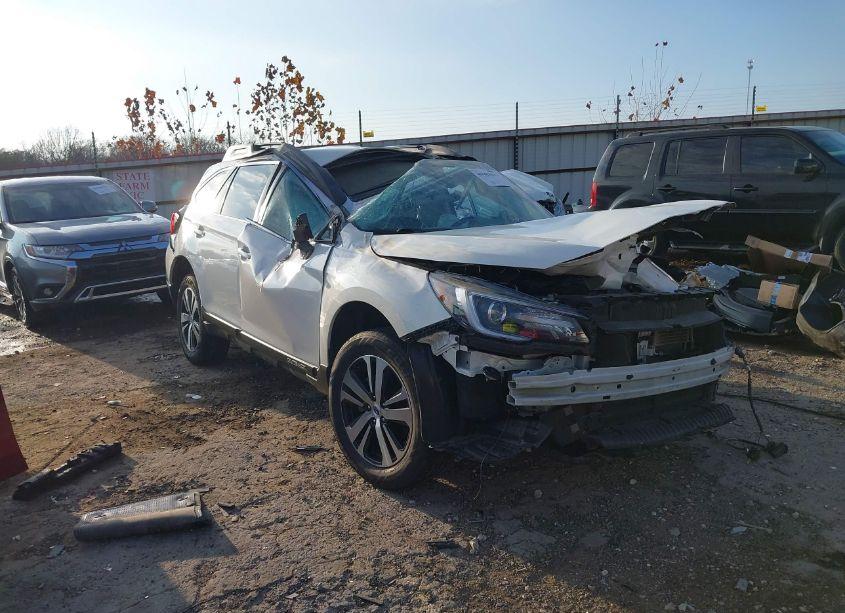 2019 Subaru Outback 2.5I LIMITED (VIN 4S4BSANC5K3250889) main photo