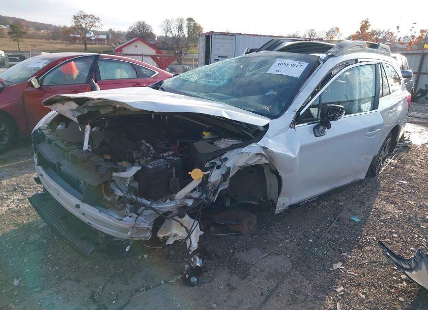 Photo 2 of 2019 Subaru Outback 2.5I LIMITED (VIN 4S4BSANC5K3250889)