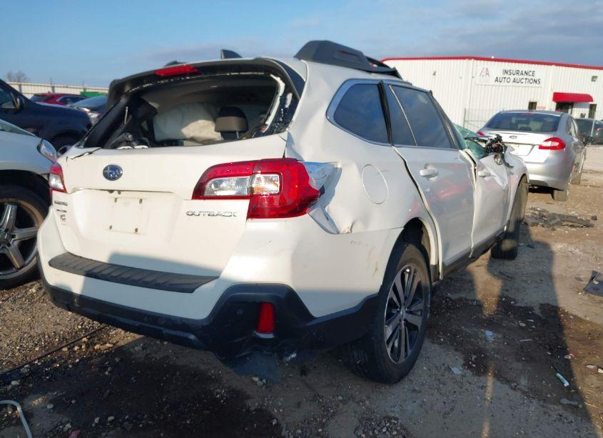 Photo 4 of 2019 Subaru Outback 2.5I LIMITED (VIN 4S4BSANC5K3250889)