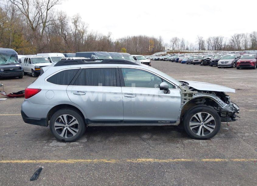 Photo 13 of 2019 Subaru Outback 2.5I LIMITED (VIN 4S4BSANC5K3297677)