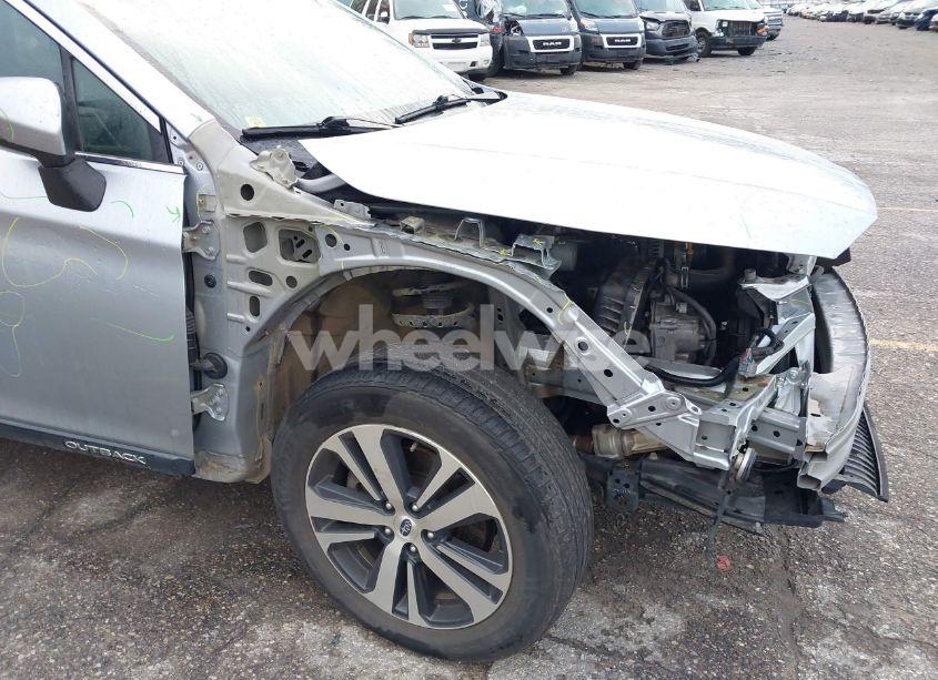 Photo 17 of 2019 Subaru Outback 2.5I LIMITED (VIN 4S4BSANC5K3297677)