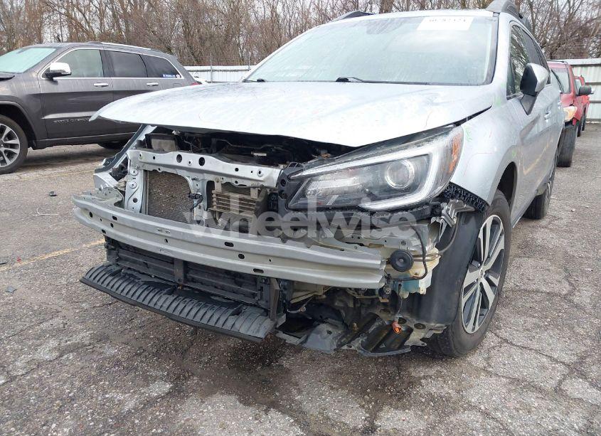 Photo 18 of 2019 Subaru Outback 2.5I LIMITED (VIN 4S4BSANC5K3297677)