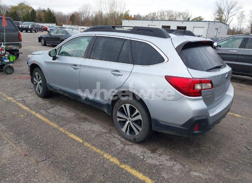 Photo 3 of 2019 Subaru Outback 2.5I LIMITED (VIN 4S4BSANC5K3297677)