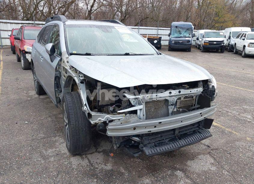 Photo 6 of 2019 Subaru Outback 2.5I LIMITED (VIN 4S4BSANC5K3297677)