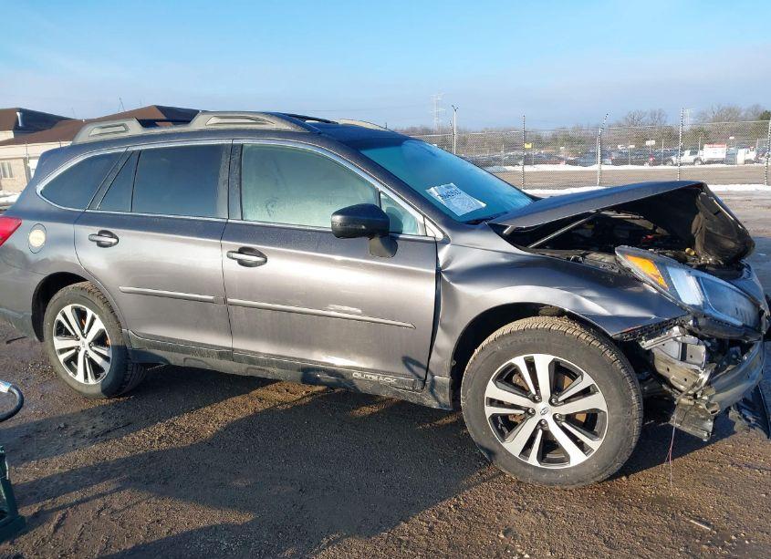 Photo 13 of 2019 Subaru Outback 2.5I LIMITED (VIN 4S4BSANC5K3312629)