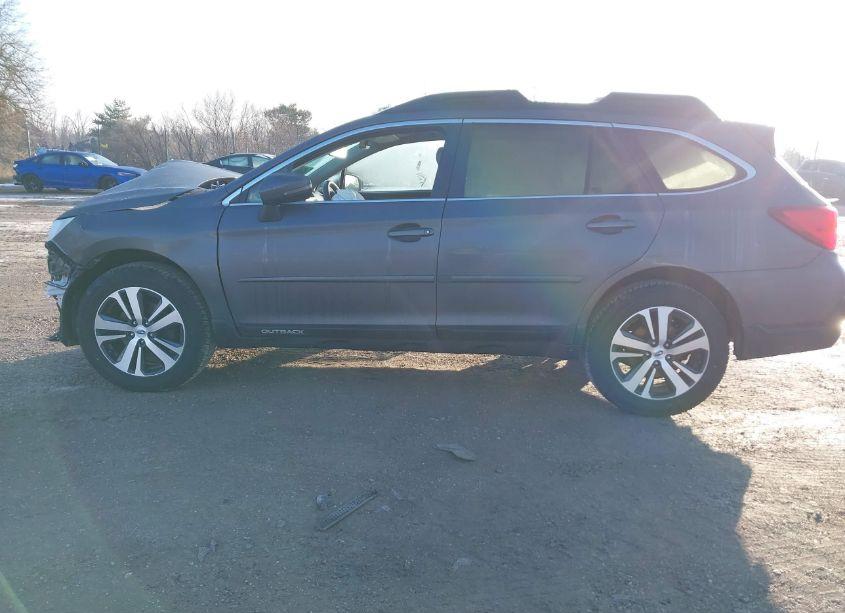 Photo 14 of 2019 Subaru Outback 2.5I LIMITED (VIN 4S4BSANC5K3312629)