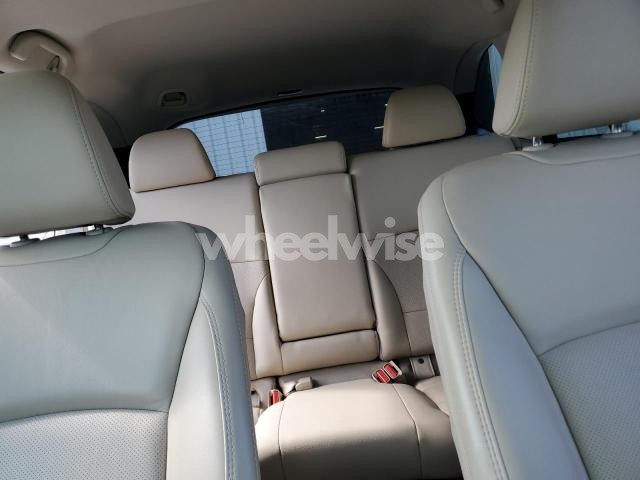 Photo 4 of 2019 SUBARU OUTBACK 2.5I LIMITED (VIN 4S4BSANC5K3341306)