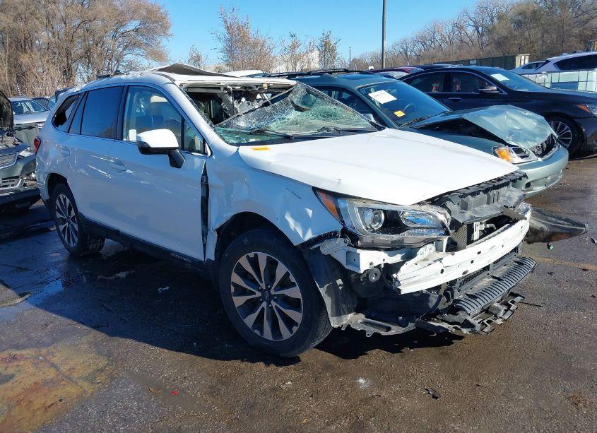 2016 Subaru Outback 2.5I LIMITED (VIN 4S4BSANC6G3266512) main photo