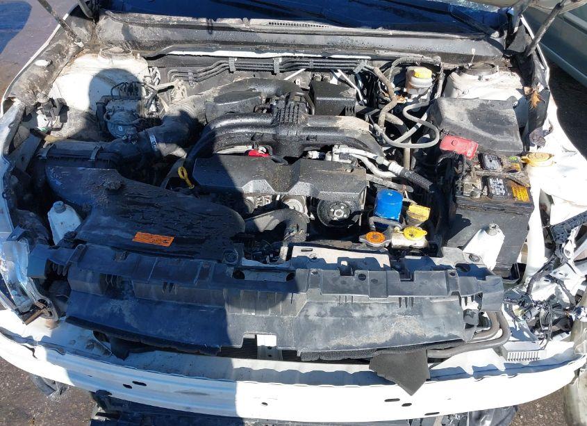 Photo 10 of 2016 Subaru Outback 2.5I LIMITED (VIN 4S4BSANC6G3266512)