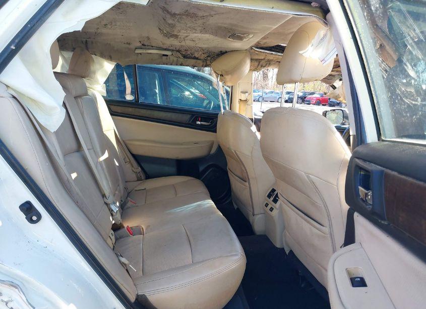 Photo 8 of 2016 Subaru Outback 2.5I LIMITED (VIN 4S4BSANC6G3266512)