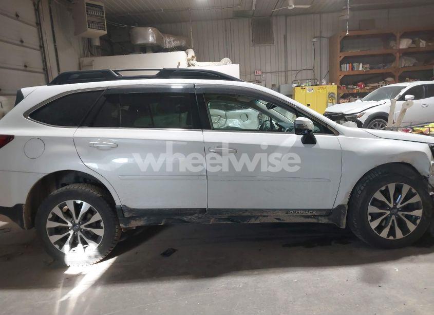 Photo 14 of 2017 Subaru Outback 2.5I LIMITED (VIN 4S4BSANC6H3210510)