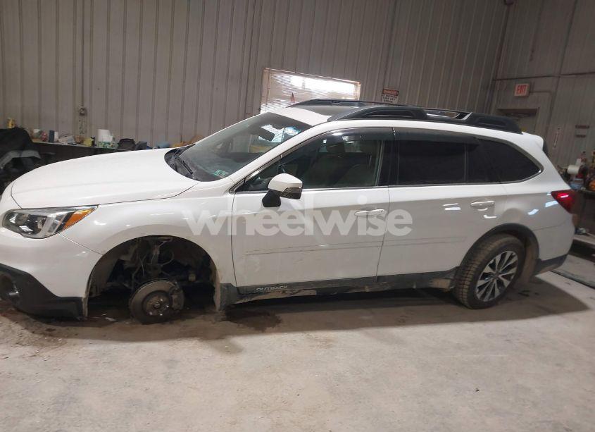Photo 15 of 2017 Subaru Outback 2.5I LIMITED (VIN 4S4BSANC6H3210510)