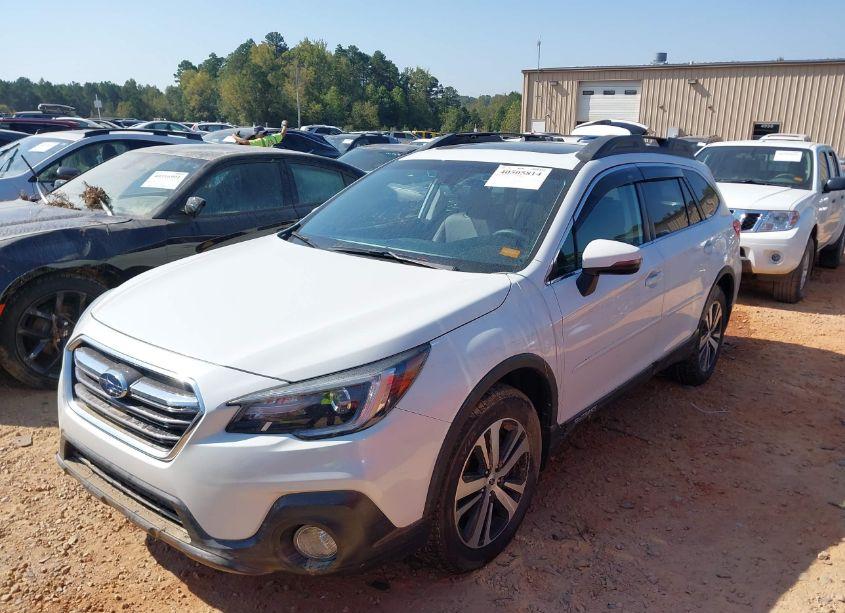 Photo 2 of 2018 Subaru Outback 2.5I LIMITED (VIN 4S4BSANC6J3205877)