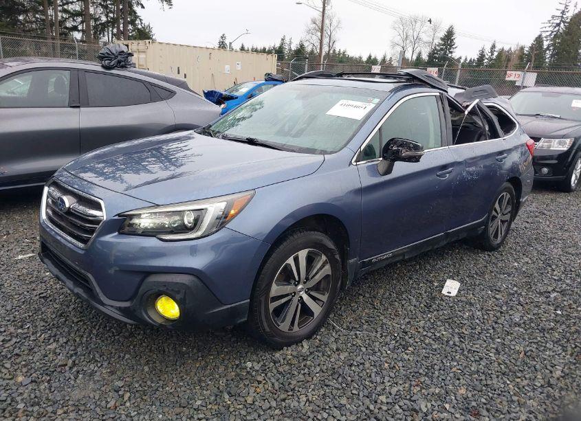 Photo 2 of 2018 Subaru Outback 2.5I LIMITED (VIN 4S4BSANC6J3222985)